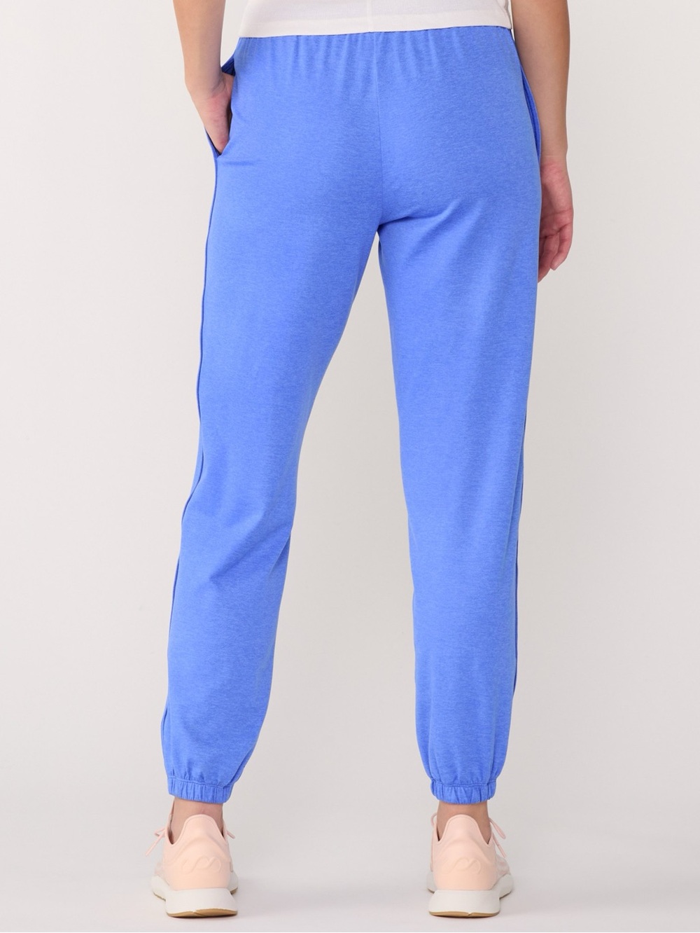 Vuori Halo Modern Sweatpants Joggers in Bright Iris Heather Size Medium - Picture 2 of 10